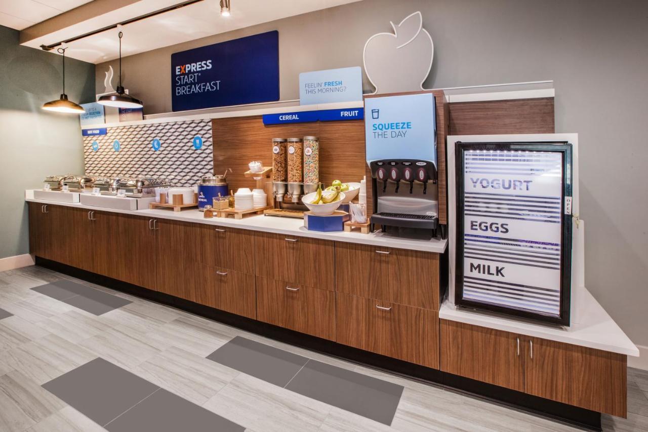 Holiday Inn Express & Suites - Ann Arbor - University South By Ihg Extérieur photo