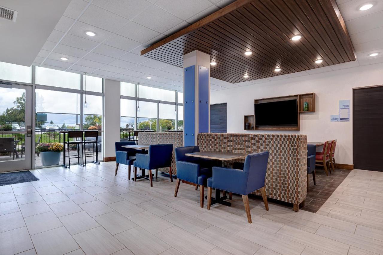 Holiday Inn Express & Suites - Ann Arbor - University South By Ihg Extérieur photo