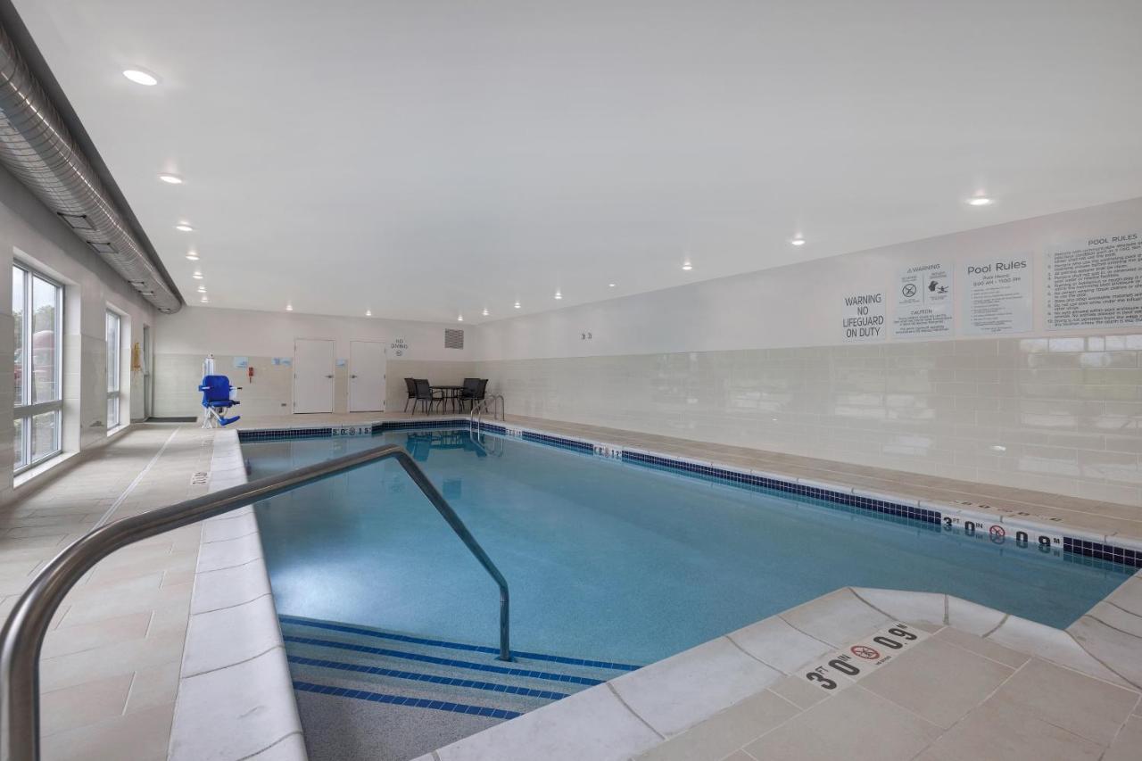 Holiday Inn Express & Suites - Ann Arbor - University South By Ihg Extérieur photo